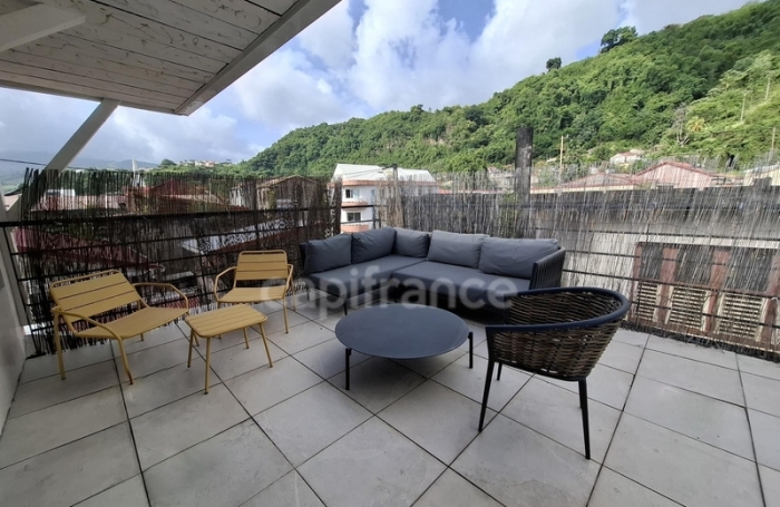 Vente Maison 145m&sup2; 6 pi&#232;ces Saint Pierre