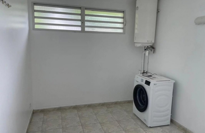 Location Maison 102m&sup2; 4 pi&#232;ces Fort de france