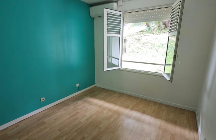 Appt T4 dans résidence sécurisée