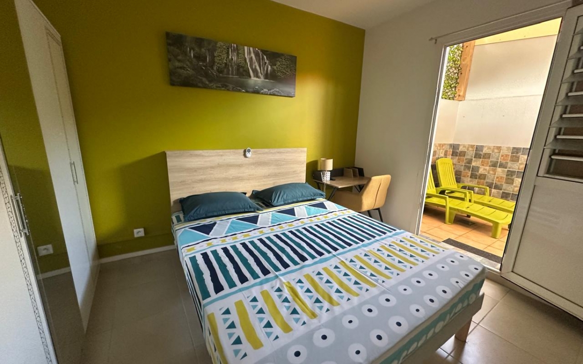 A LOUER APPARTEMENT T4 MEUBLE - CLIMATISE