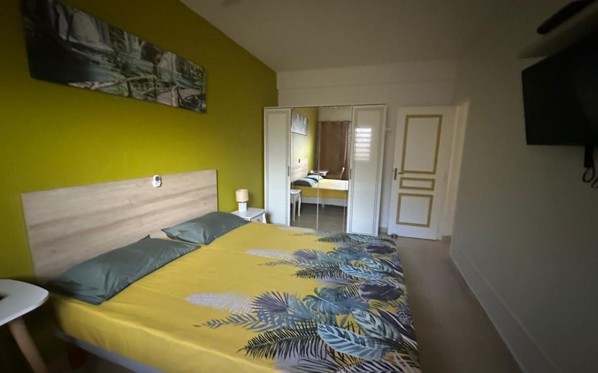 A LOUER APPARTEMENT T4 MEUBLE - CLIMATISE