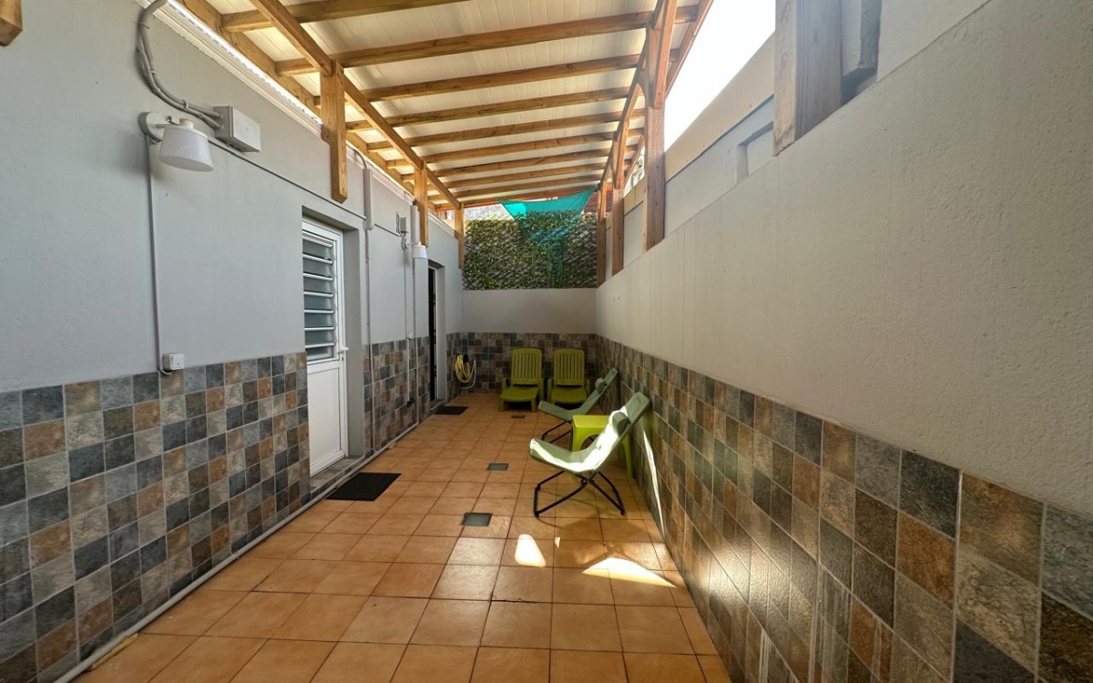 A LOUER APPARTEMENT T4 MEUBLE - CLIMATISE