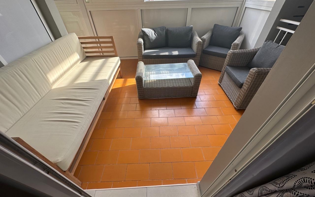 A LOUER APPARTEMENT T4 MEUBLE - CLIMATISE