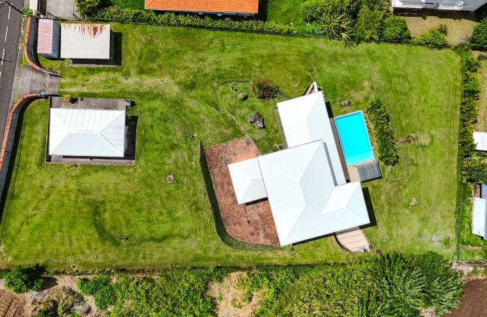 Propriété d’exception avec vue mer, piscine et dépendance à Case-Pilote
