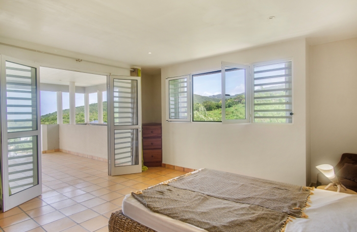 Propriété d’exception avec vue mer, piscine et dépendance à Case-Pilote