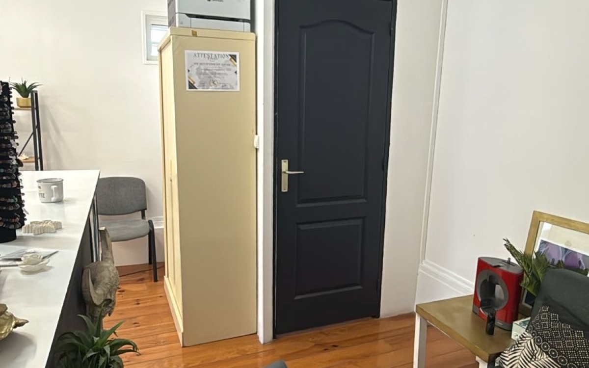 SAINTE LUCE - BOURG -LOCAL COMMERCIAL NEUF DE 35 M2- 850 €