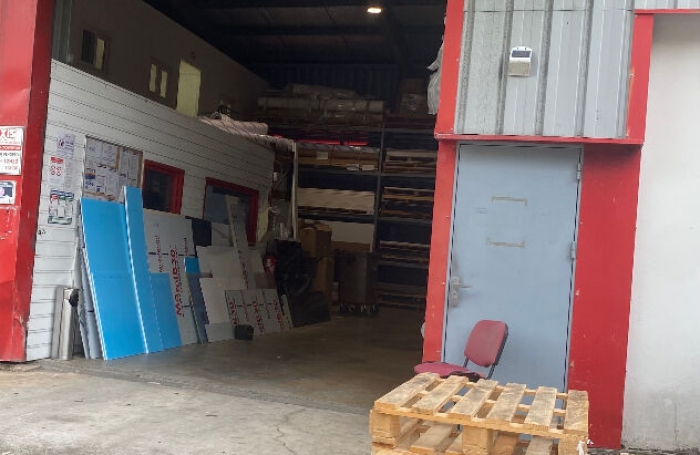 Location Entrepot 350m² Le Lamentin