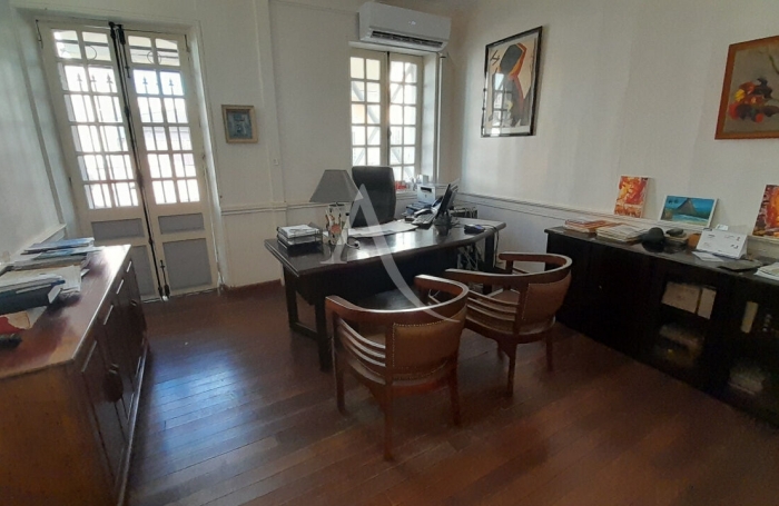 Vente Immeuble 201.25m&sup2; 11 pi&egrave;ces Fort de france