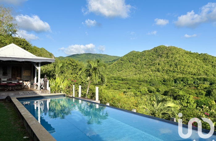 Vente Divers 245m&sup2; 7 pi&#232;ces Les Anses d'Arlet