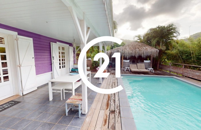 Vente Maison 168.00m&sup2; 5 pi&#232;ces La Trinité