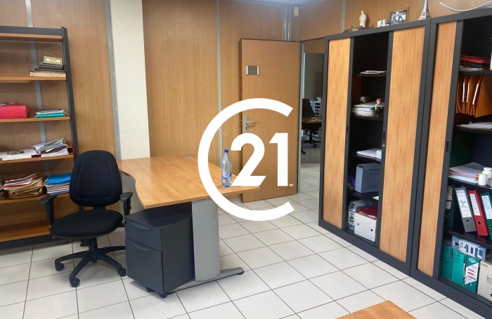 Vente Bureaux 106m&sup2; Le Lamentin