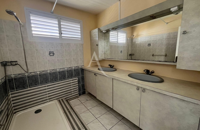 Vente Maison 180m² 6 pièces Sainte Luce