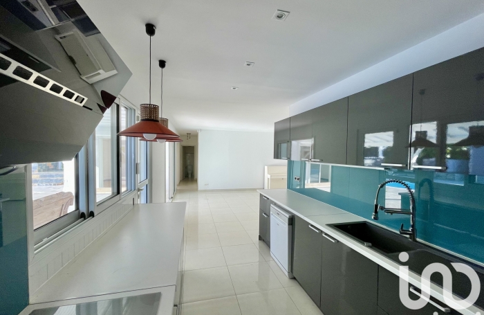 Vente Maison 180m&sup2; 5 pi&#232;ces La Trinité