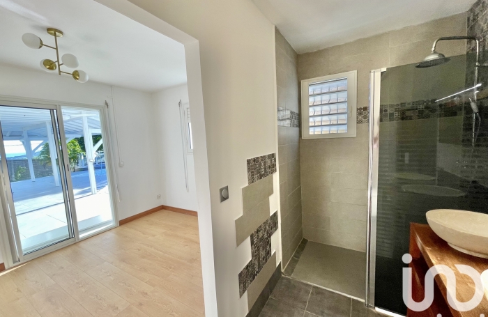 Vente Maison 180m&sup2; 5 pi&#232;ces La Trinité