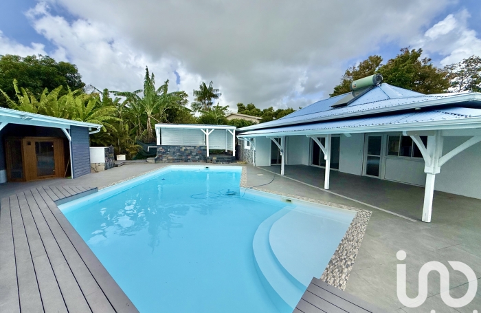 Vente Maison 180m&sup2; 5 pi&#232;ces La Trinité