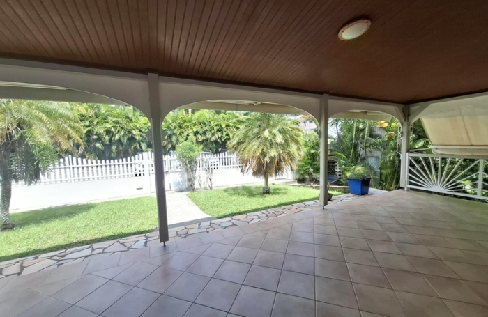 Vente Maison 158m&sup2; 7 pi&#232;ces Les Trois Ilets