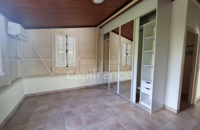 Vente Maison 158m&sup2; 7 pi&#232;ces Les Trois Ilets