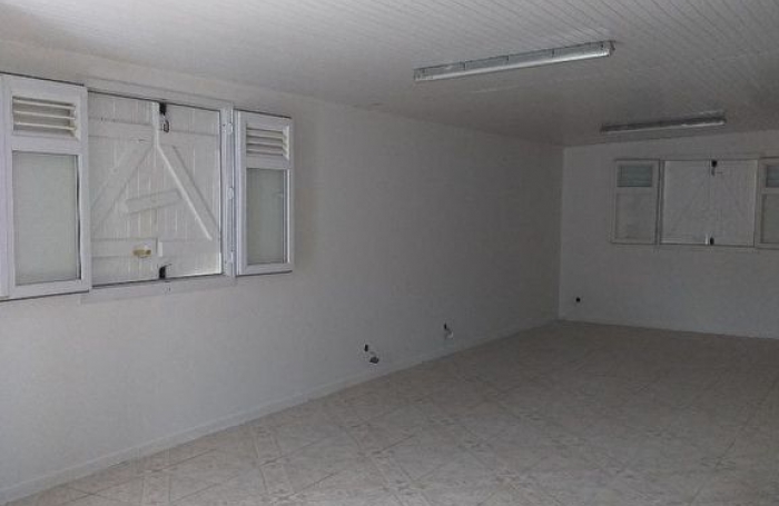 Location Local commercial 125m² Saint-Joseph