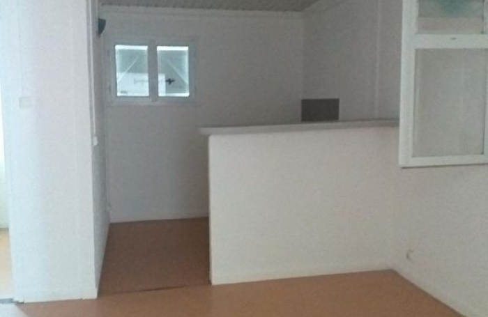 Location Local commercial 125m² Saint-Joseph