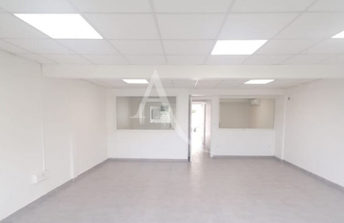 Vente Divers 92m² Le Marin