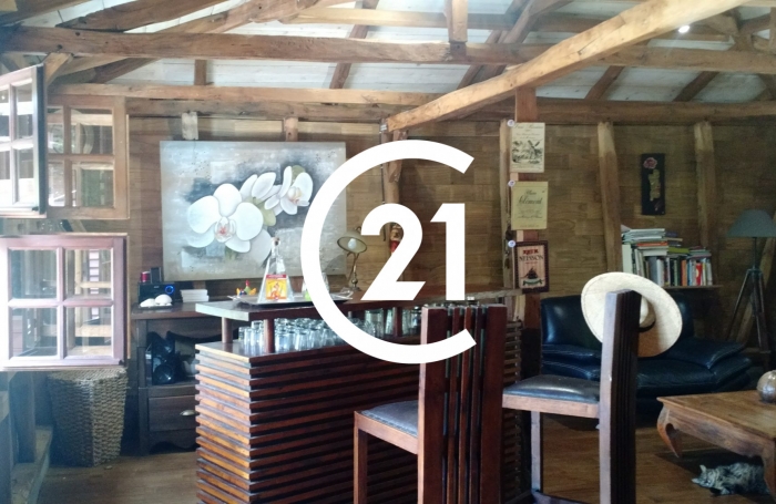 Vente Maison 180.00m&sup2; 7 pi&#232;ces Rivière Pilote