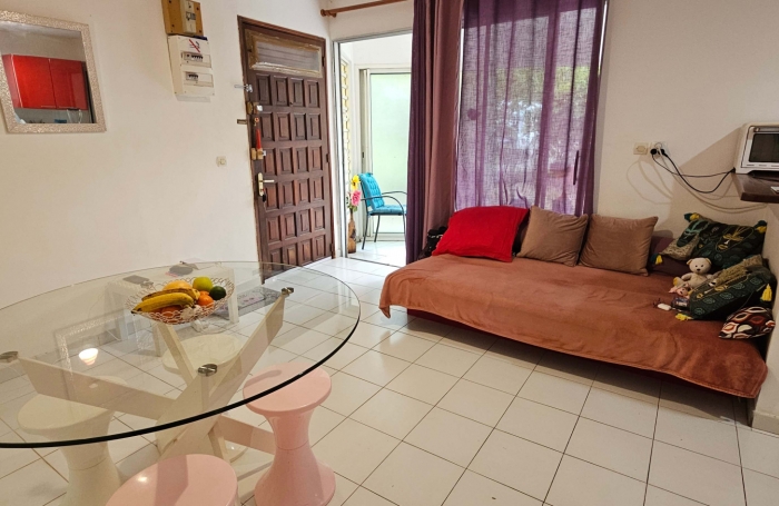 Rare: Appartement F2 avec terrasses et vue mer au calme