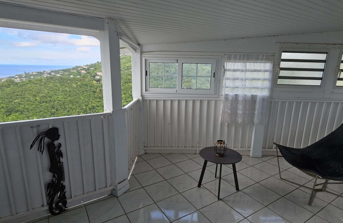 Rare: Appartement F2 avec terrasses et vue mer au calme