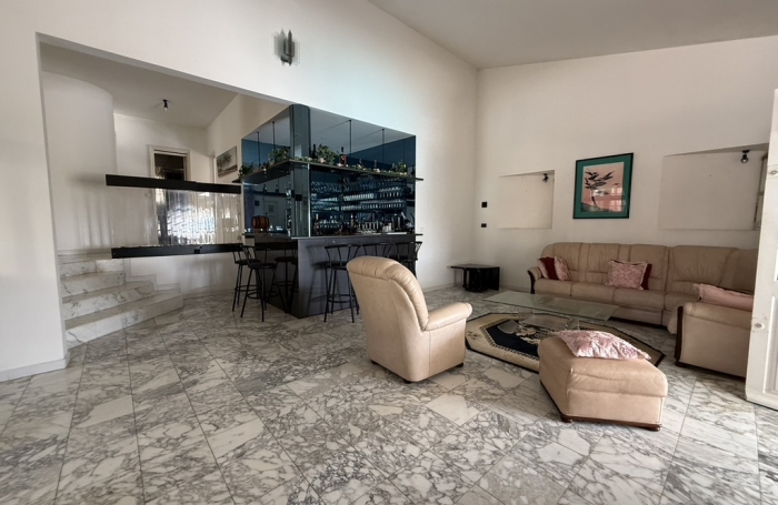 Superbe propriété en impasse avec vue mer - SHOELCHER