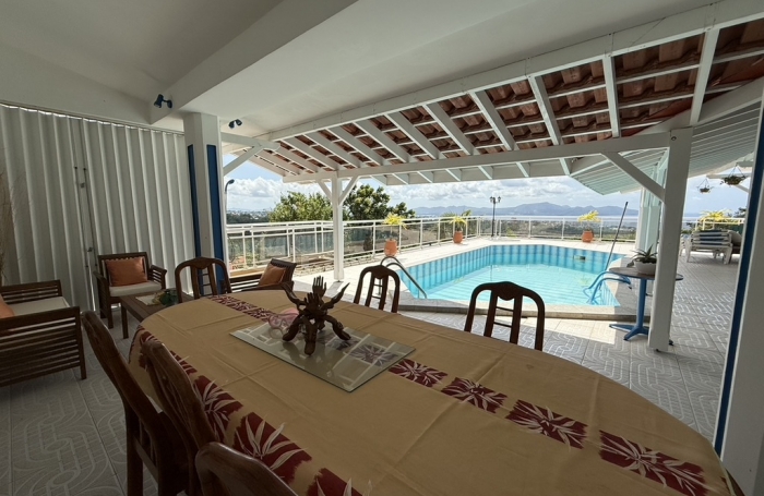 Superbe propriété en impasse avec vue mer - SHOELCHER