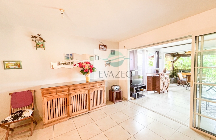 Appartement T2 67m2 + parking fermé - piscine - TROIS-ILETS