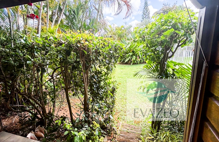 Appartement T2 67m2 + parking fermé - piscine - TROIS-ILETS