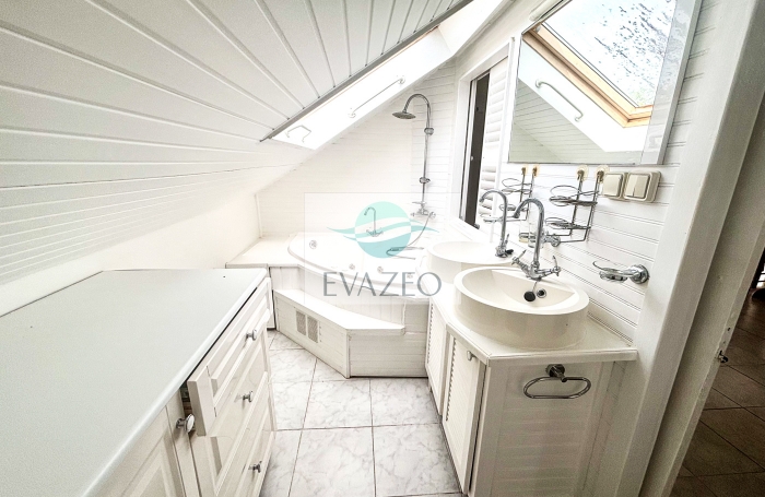 Appartement Duplex T3 68m2 -piscine- TROIS-&Icirc;LETS