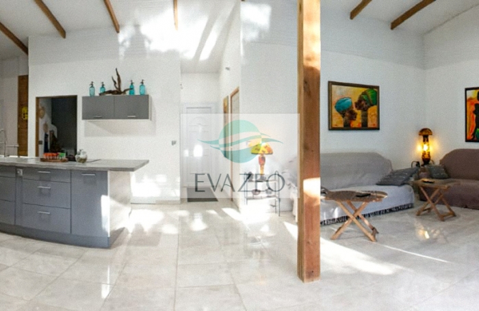 Villa 168m2 2ch + T2 indépendant - Piscine - LE MARIN