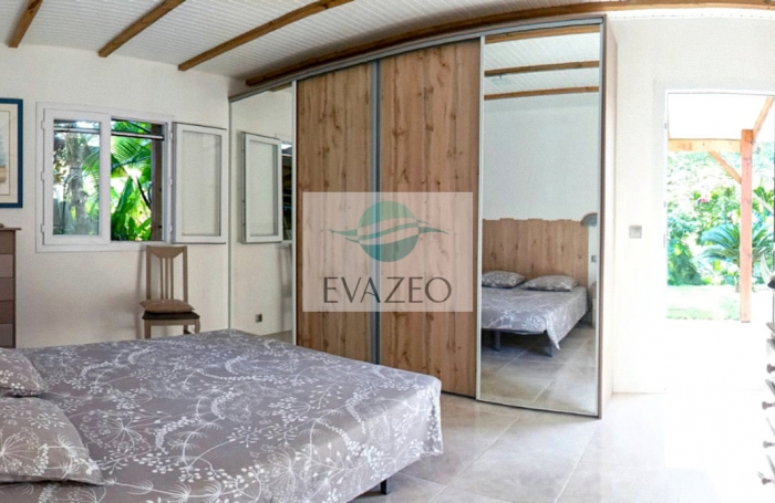 Villa 168m2 2ch + T2 indépendant - Piscine - LE MARIN