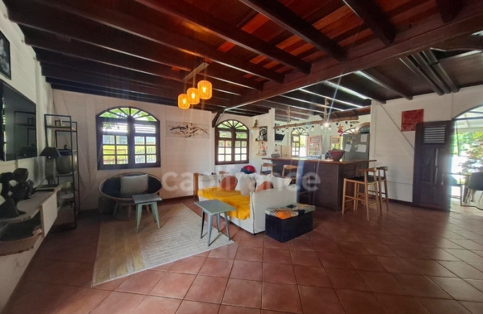 Vente Maison 141m&sup2; 7 pi&#232;ces Saint Pierre