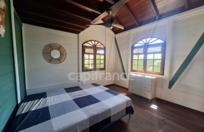 Vente Maison 141m&sup2; 7 pi&#232;ces Saint Pierre