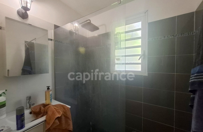 Vente Maison 86m&sup2; 4 pi&#232;ces Saint Pierre