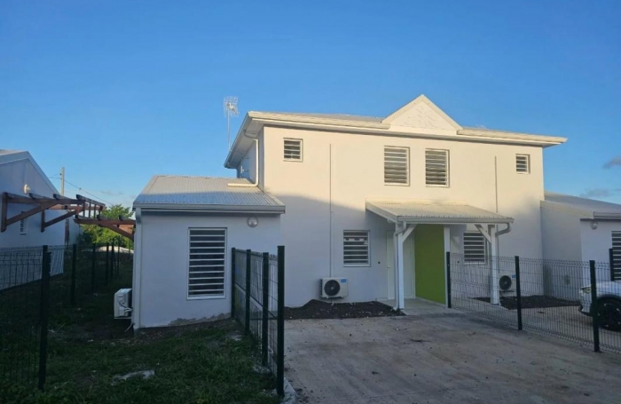 Location Maison 85.09m&sup2; 4 pi&#232;ces Le Diamant