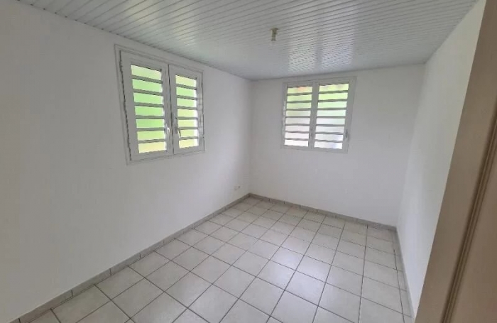 Location Appartement 72m&sup2; 3 pièces Fort de france