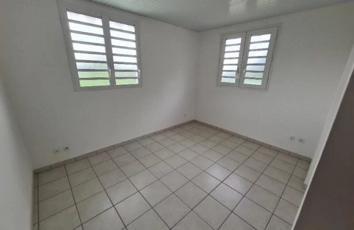 Location Appartement 72m&sup2; 3 pièces Fort de france