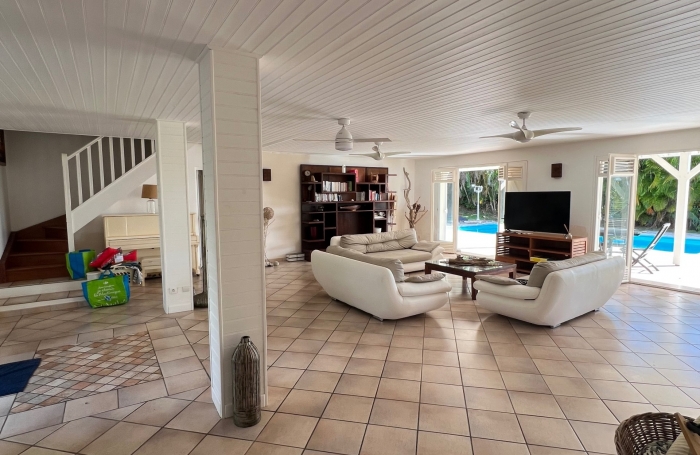 Vente Maison 197.76m&sup2; 6 pièces Le Robert