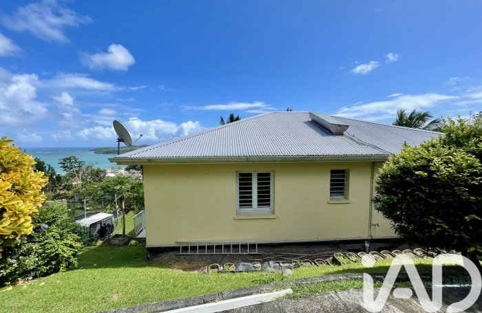 Vente Maison 97m&sup2; 5 pi&#232;ces La Trinité