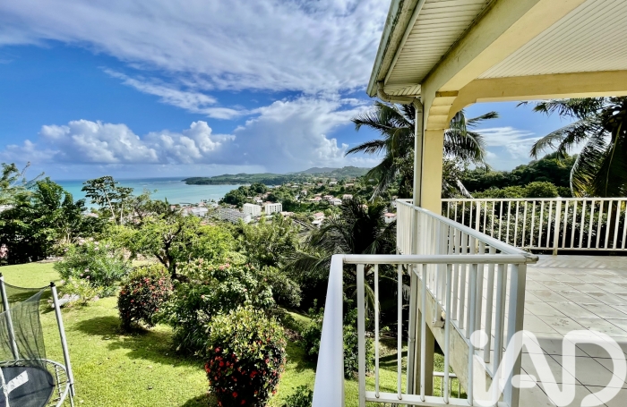 Vente Maison 97m&sup2; 5 pi&#232;ces La Trinité