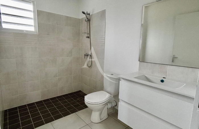 Location Maison 85.09m² 4 pièces Le Diamant