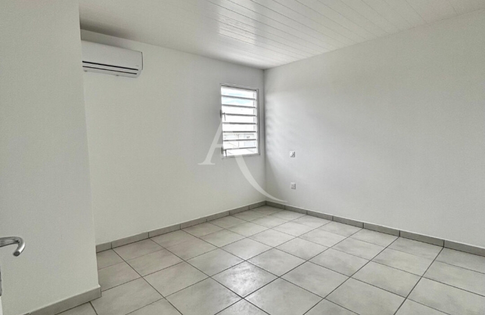 Location Maison 85.09m² 4 pièces Le Diamant