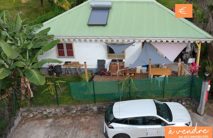 Jolie maison F3 au calme