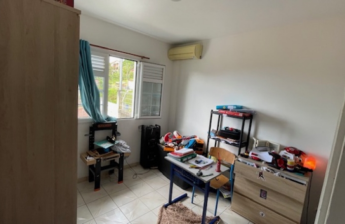 MAISON F4 AU MORNE ROUGE  avec un locataire en place .