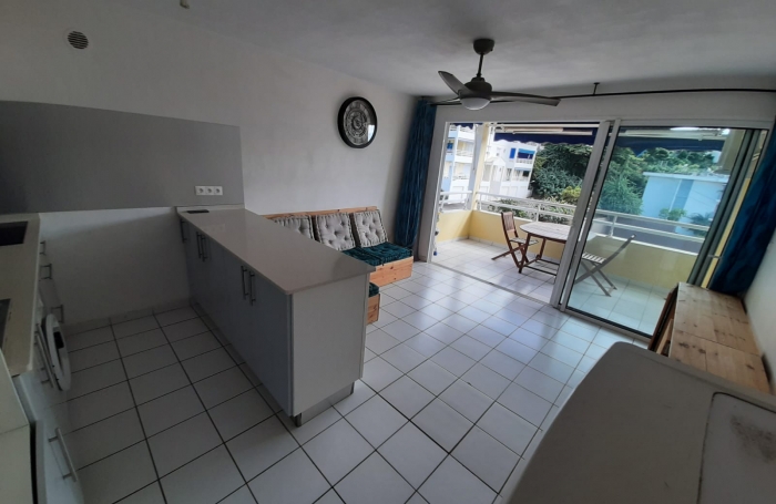 T2 vendu avec locataire en place - Case Navire - SCHOELCHER