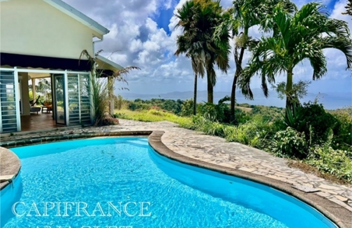 Vente Maison 231m&sup2; 7 pièces Case-Pilote