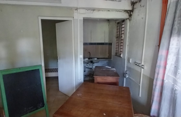 Maison de ville de type F4 - FORT-DE-FRANCE